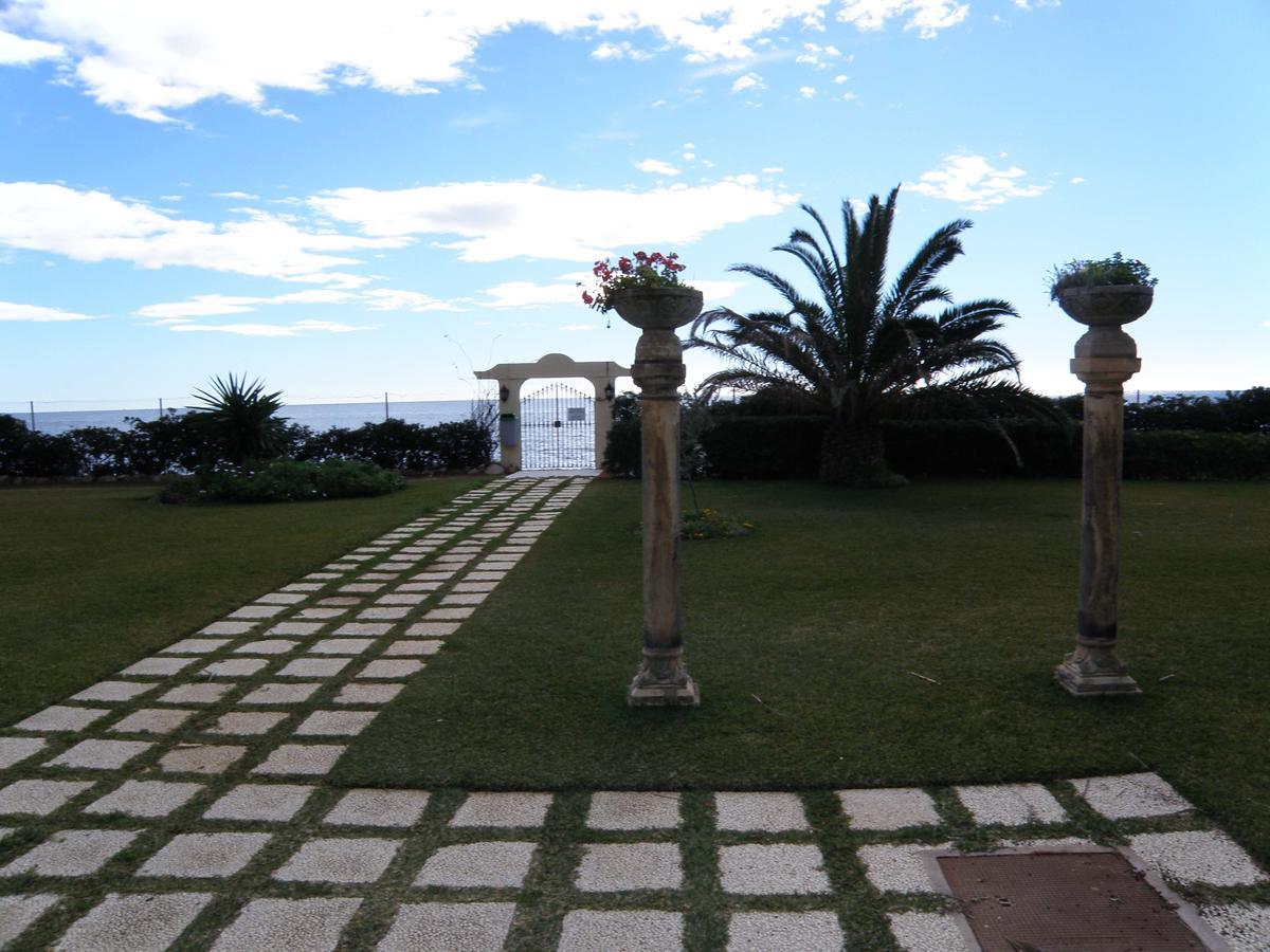 Apartamento En La Playa Lejlighed Mijas Costa Eksteriør billede